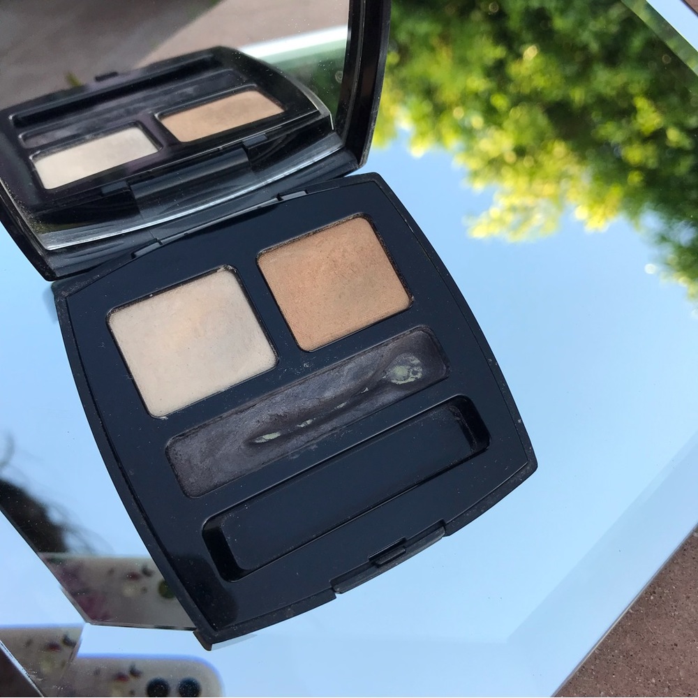 Chanel Intensites D’ombré “17 Essentielles” *Rare* - Picture 6 of 14